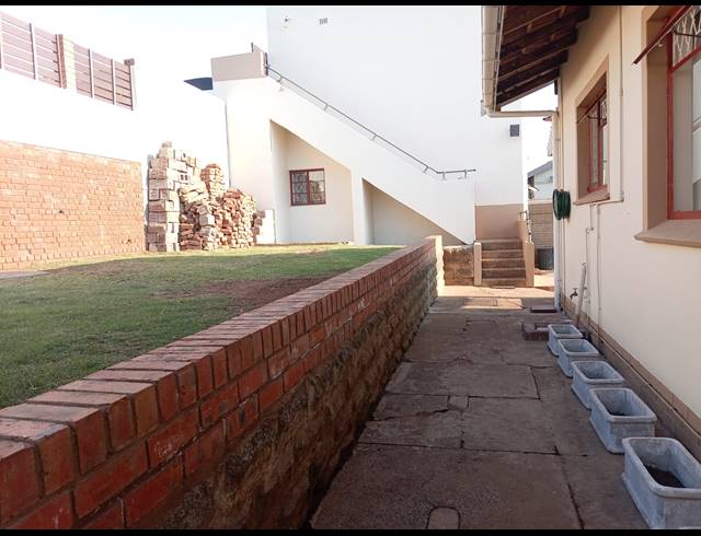 3 BEDROOM HOUSE FOR SALE IN BLUFF